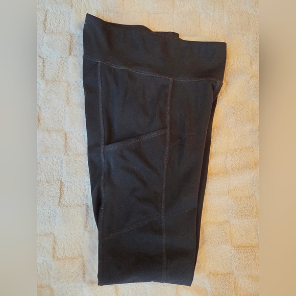 Abercrombie Kids Black Flare Leggings With Pocket Size 13/14 - Picture 5 of 5